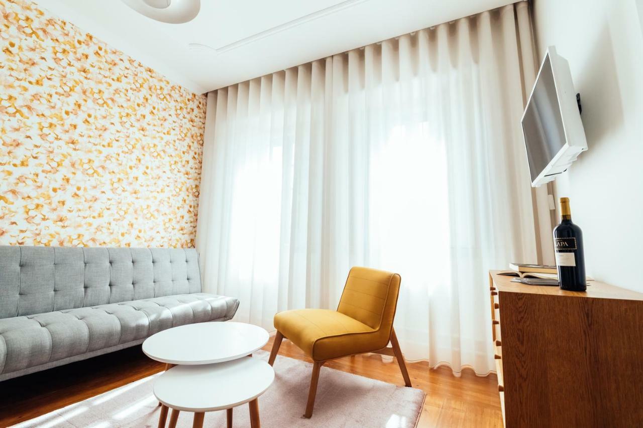 Bordallo'S Prime Apartments Калдаш-да-Раїня Екстер'єр фото